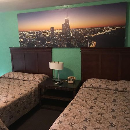 Fiesta Motel Pontiac Екстериор снимка