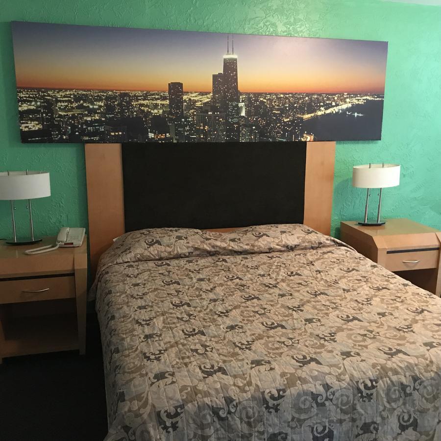 Fiesta Motel Pontiac Екстериор снимка